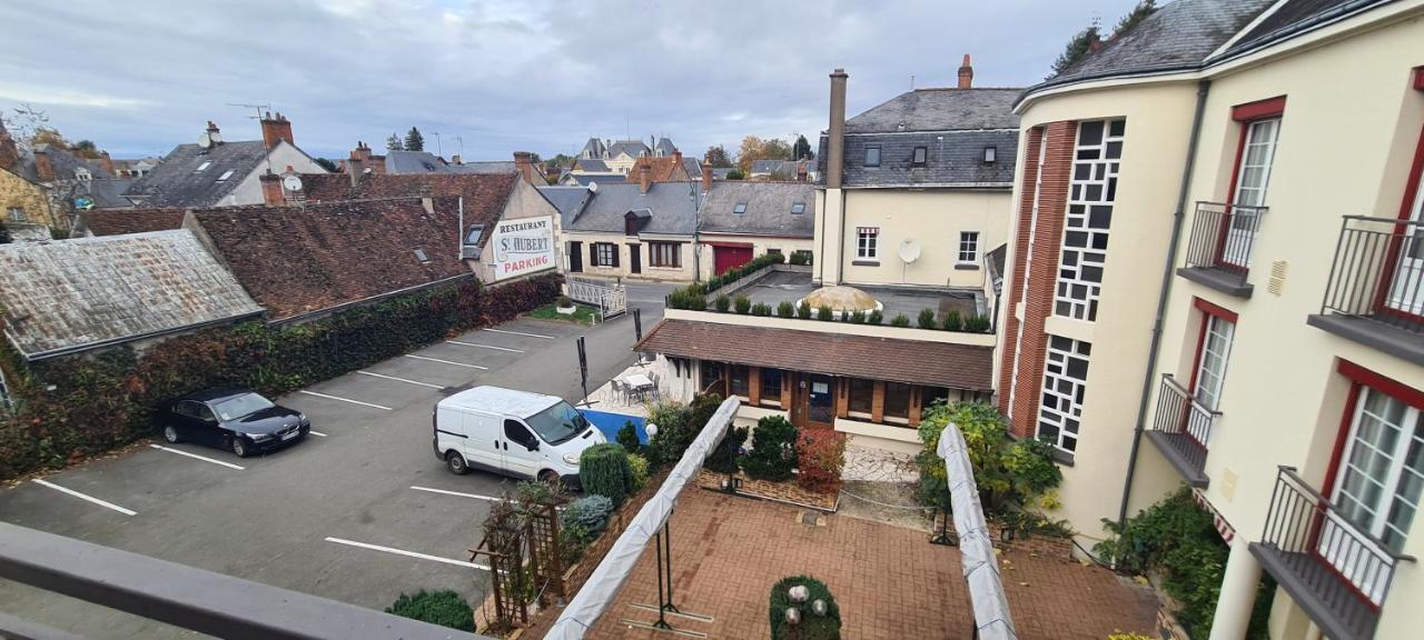 Logis Hotel Saint-Hubert Cour-Cheverny Ngoại thất bức ảnh