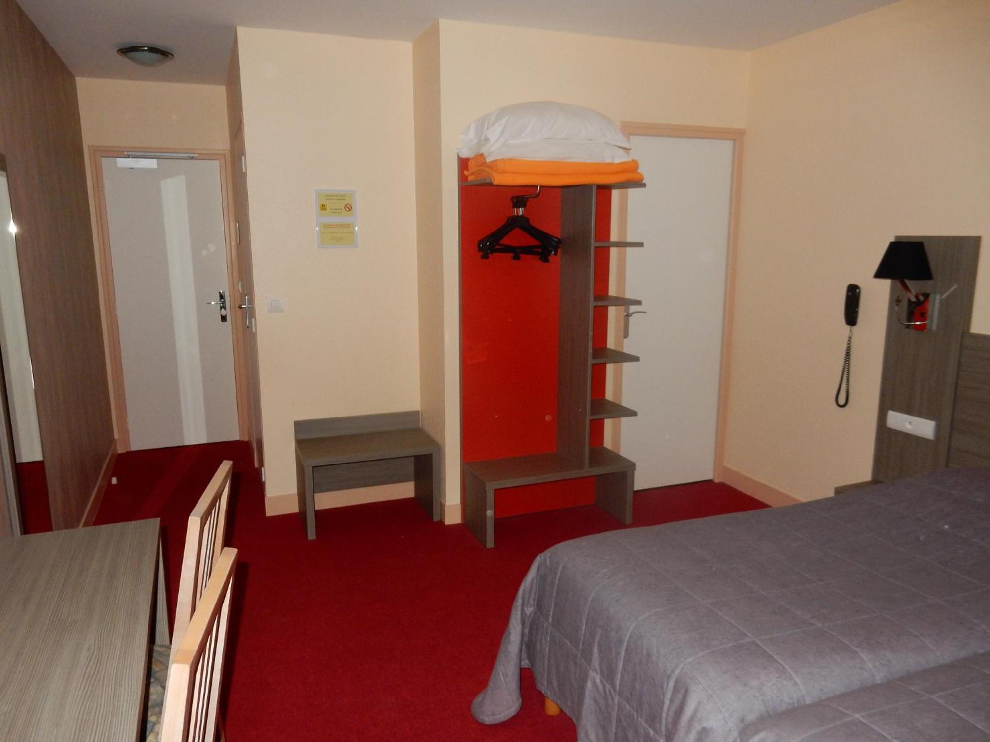 Logis Hotel Saint-Hubert Cour-Cheverny Phòng bức ảnh
