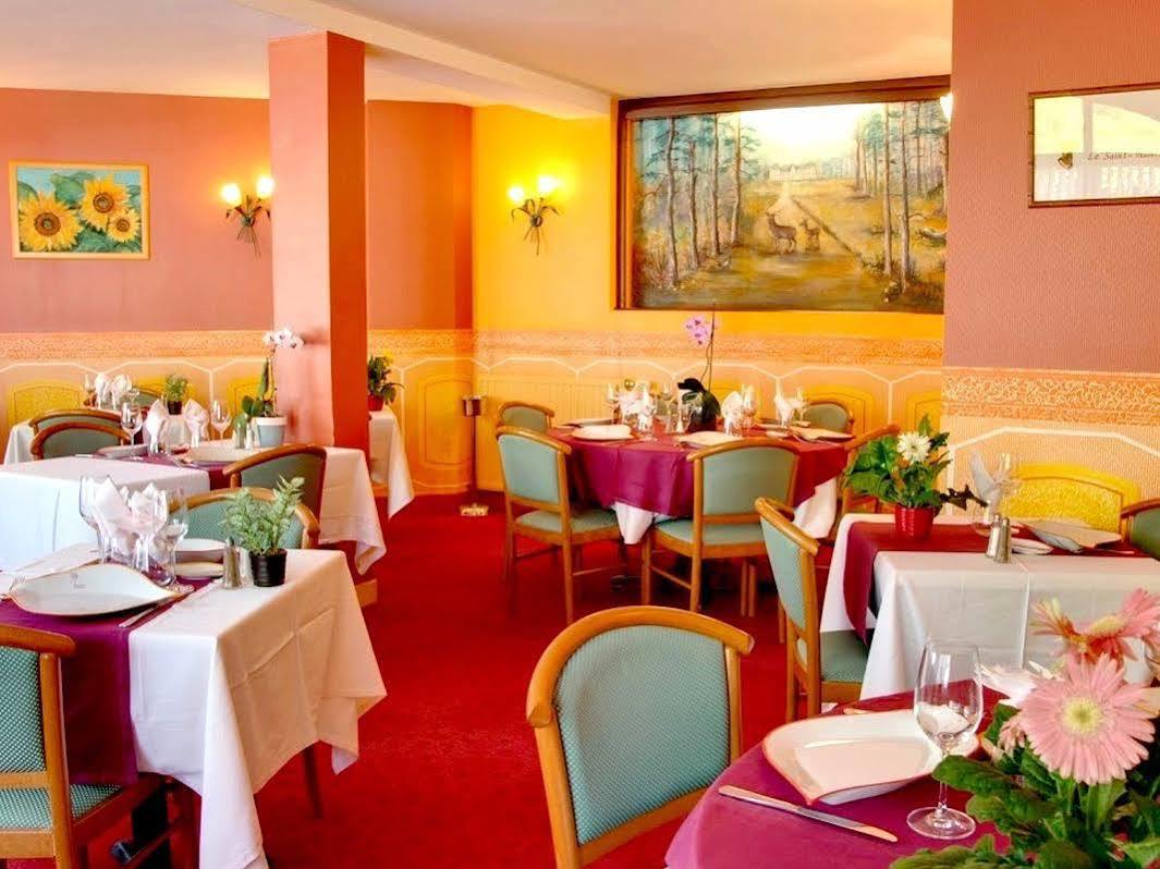 Logis Hotel Saint-Hubert Cour-Cheverny Ngoại thất bức ảnh